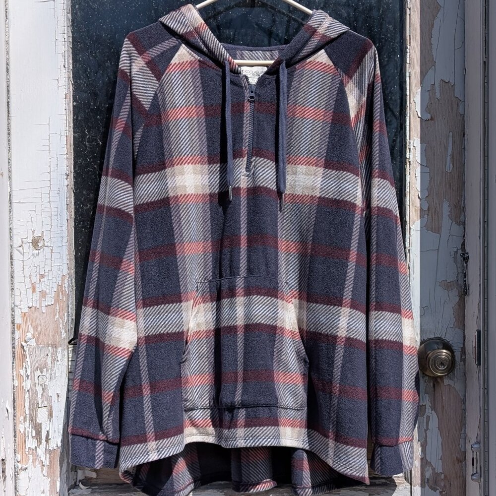 Koolaburra by UGG Plaid Fleece Hoodie in Blue & Red
